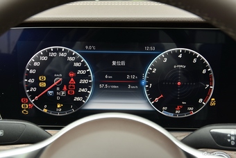 2019款奔驰E级改款2.0T自动运动豪华型300L