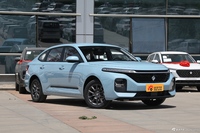 2020款新宝骏RC-5 1.5L手动智耀精英型