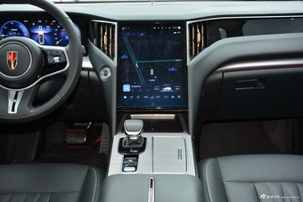 2024款红旗HS7 PHEV 2.0T四驱旗领版 7座