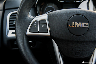 2018款域虎5 2.4T经典版柴油四驱豪华型长轴