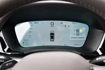 2025款宋PLUS DM-i 智驾版 DM-i 112KM尊荣型