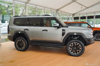 2025款纵横G700 纵野版 6座