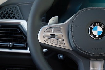 2026款宝马X5 xDrive 30Li 尊享型 M运动曜夜套装