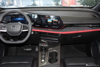 2024款长安X5 PLUS 1.5T DCT卓越型