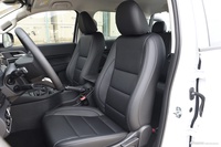 2024款长城炮2.4T商用版手动柴油四驱精英型