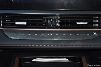 2025款瑞虎5x 高能版 1.5T CVT豪华版