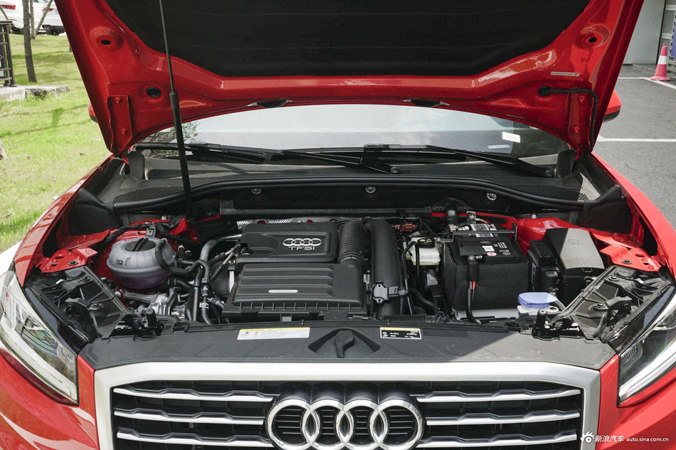 2018款奥迪Q2L 时尚致雅型35TFSI