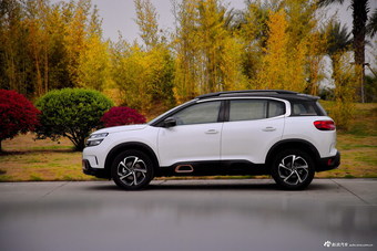 2019款天逸 C5 AIRCROSS 1.6T自动360THP ORIGINS百年臻享版国VI