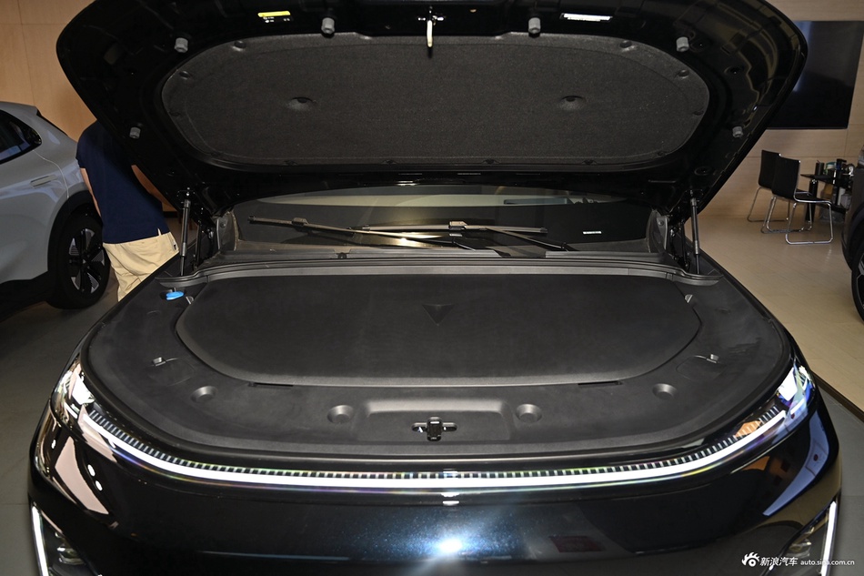 2025款深蓝S09 后驱Ultra+超长续航版