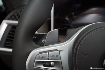 2025款宝马X5 xDrive 40Li 尊享型M 运动曜夜套装