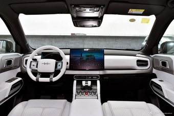 2025款钛3 501KM 四驱Ultra版图片