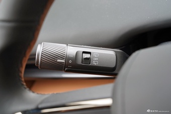 2025款昊铂HL 700 Ultra六座四驱激光雷达版