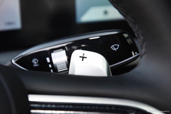 2025款艾瑞泽8 2.0T DCT劲