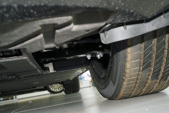 2025款岚图知音 后驱乾崑版