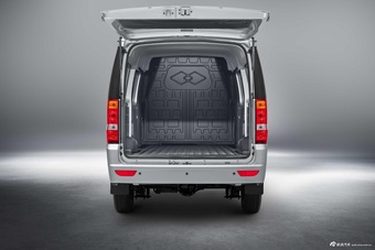 2025款瑞驰EC35V 282km 标准版-先锋型I 官图