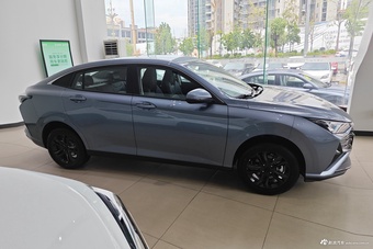 2025款奕炫 1.5L 荣耀版