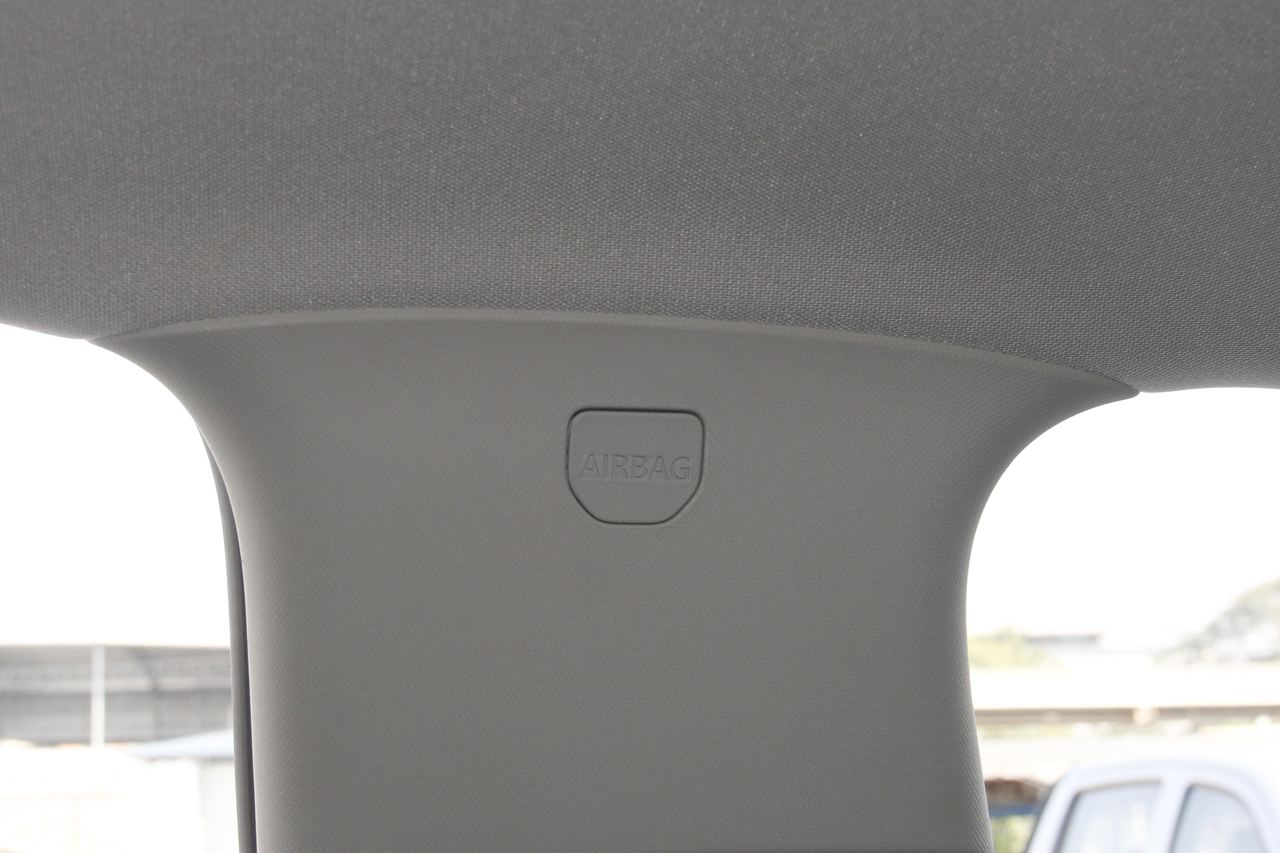 2017上汽大通D90 2.0T自动四驱天狼星