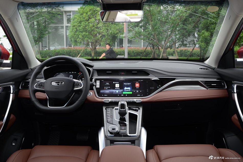 2020款吉利博越1.8TD自动智领PRO