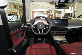 2025款宝马i4 eDrive35