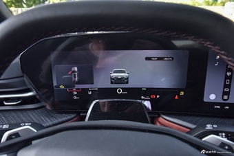 2026款奥迪Q5L 智混豪华版