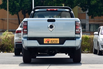 2024款金刚炮2.0T自动8AT柴油两驱精英型长箱