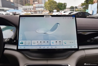 2025款宋PLUS DM-i 智驾版 DM-i 112KM尊荣型