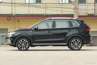 2019款荣威RX5 1.5T手动两驱Ali智联网铂金版