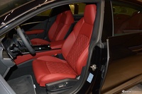 2022款奥迪A7L 45 TFSI quattro S-line 黑武士版