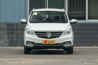 2019款宝骏730 1.5L手动时尚型7座国VI