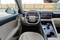 2024款荣威D5X 135畅行版