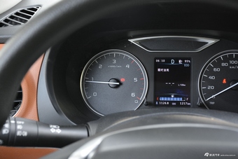 2020款锐骐6 2.3T自动柴油四驱旗舰型国VI