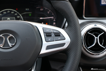 2018款北汽绅宝智行1.5T自动智领版