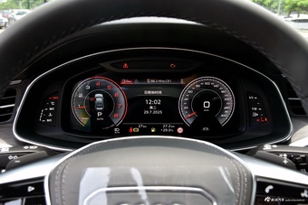 2025款奥迪A6L 改款 45 TFSI quattro 臻选动感型