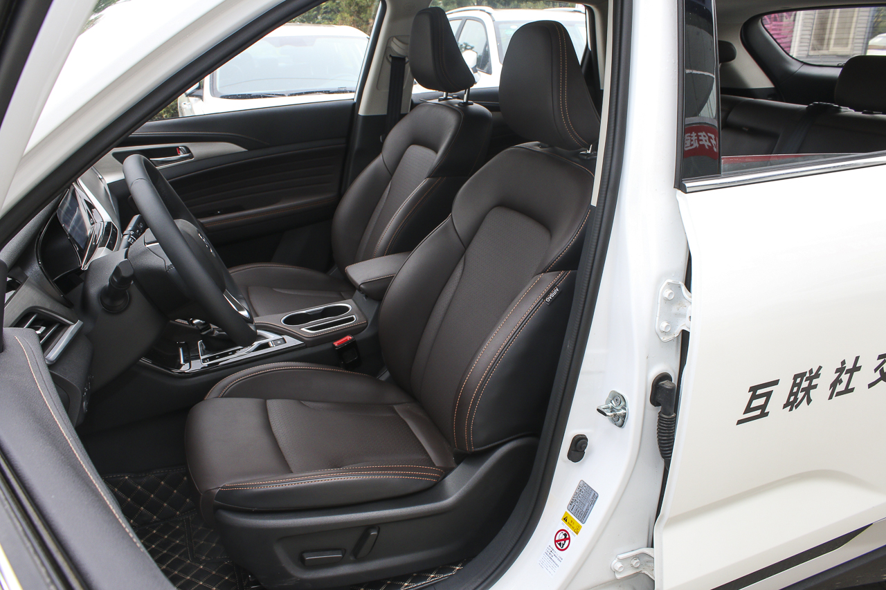 2018款CS35 PLUS 1.6L自动智联版国V