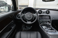 2018款捷豹XJL 3.0L自动SC两驱典雅商务版 