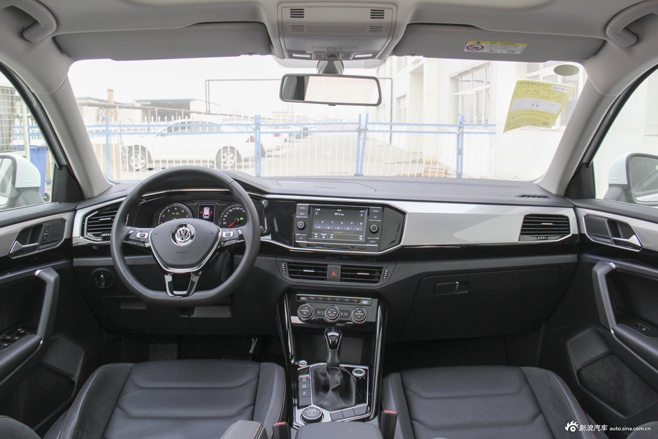 2019款探岳2.0T自动四驱豪华型330TSI