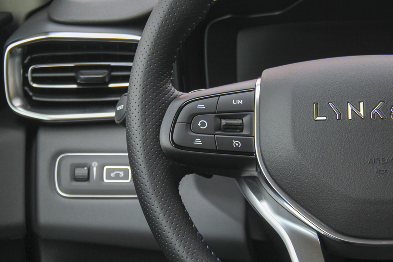 2018款领克01 1.5T PHEV 劲 