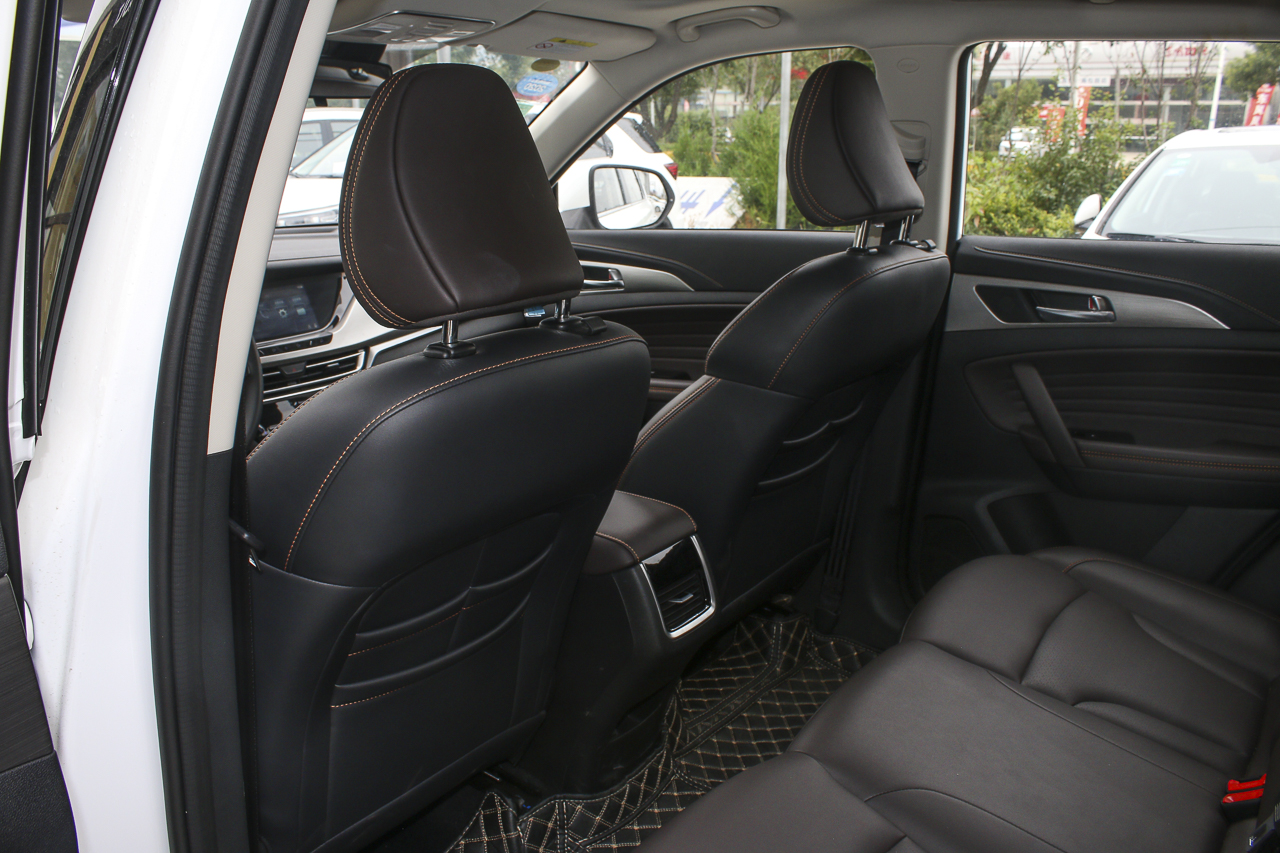 2018款CS35 PLUS 1.6L自动智联版国V