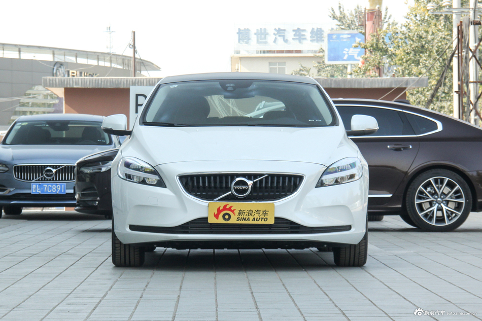 新车优惠7.3折起 沃尔沃V40北京地区促销