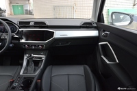 2019款奥迪Q3 1.4T自动35 TFSI 进取致雅型