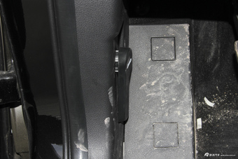 2018款斯威X7 1.5T手动尊贵型7座