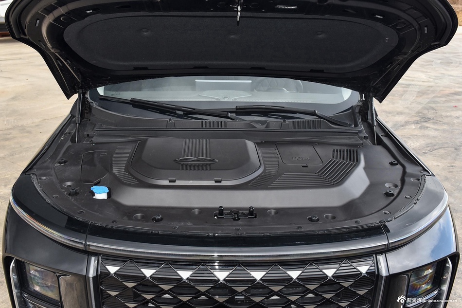 2023款捷途山海L9 1.5TD 2DHT Air 7座