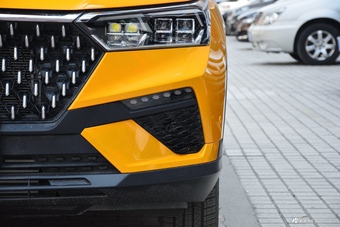 2020款奔腾T77 Pro自动尊贵型280 TID