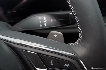 2025款昂科威Plus 28T 两驱白金版