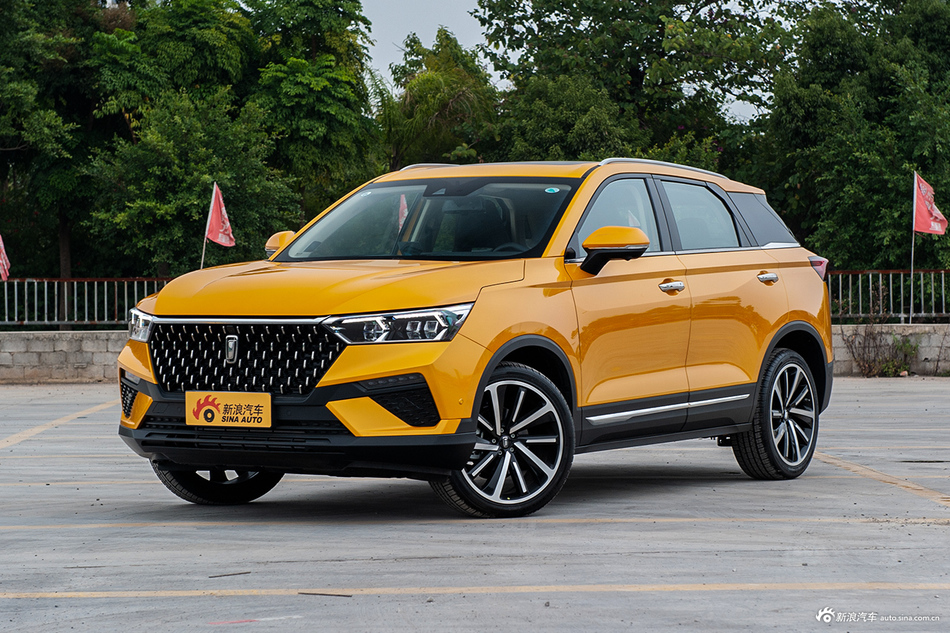 2019款奔腾T77 1.2T自动尊贵型230 TID国VI