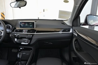 2018款宝马X2 1.5T sDrive20i M越野套装