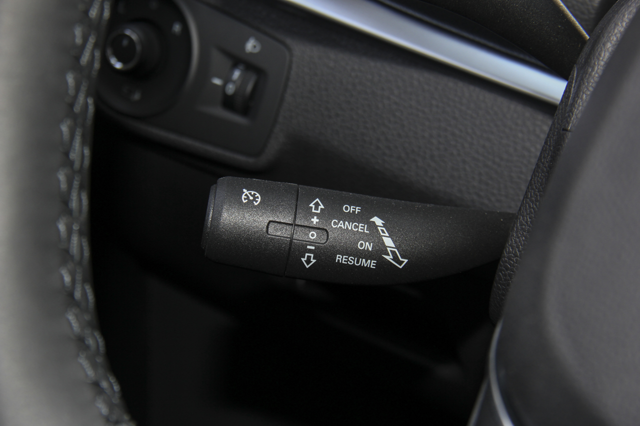 2018款荣威RX5 1.5T 20T手动两驱旗舰版