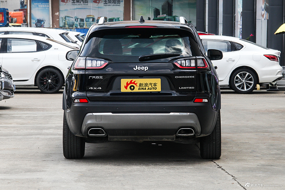 10月限时促销 Jeep自由光石家庄最高优惠2.47万