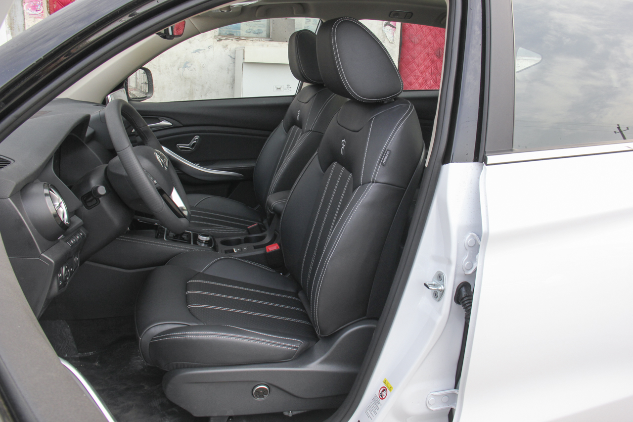 2019款比亚迪宋EV500 智联领尚型