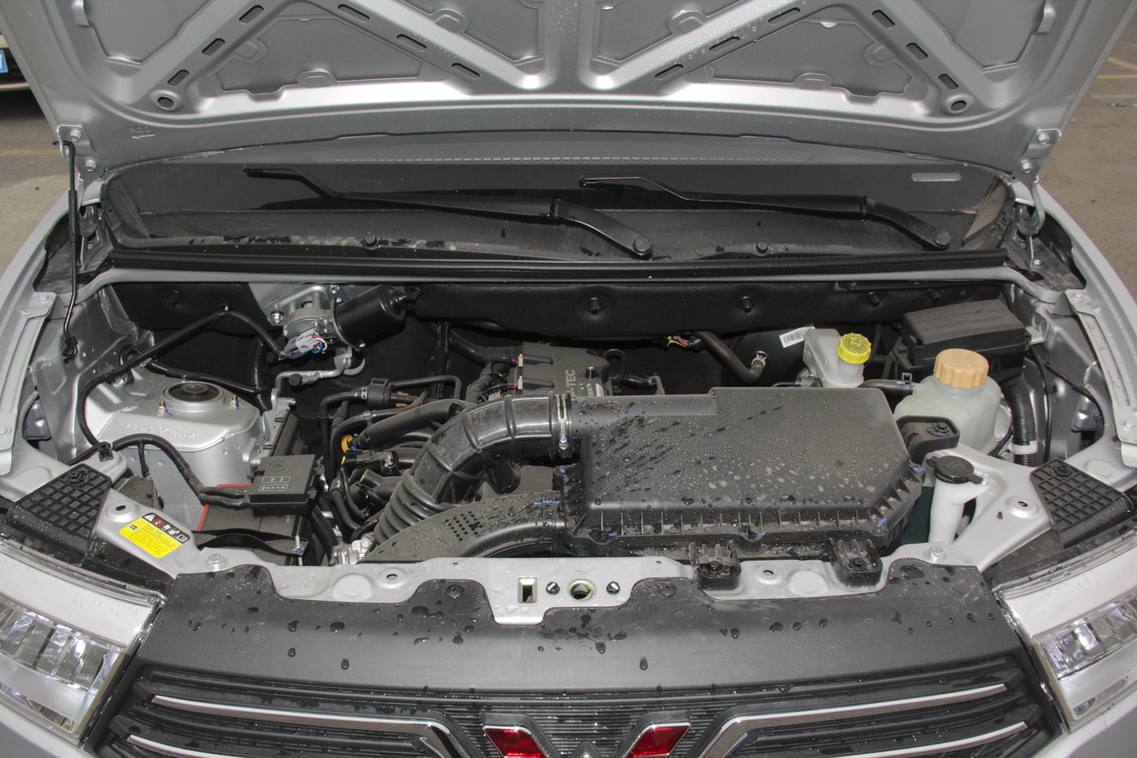 2019款五菱宏光V 1.5L 手动标准型